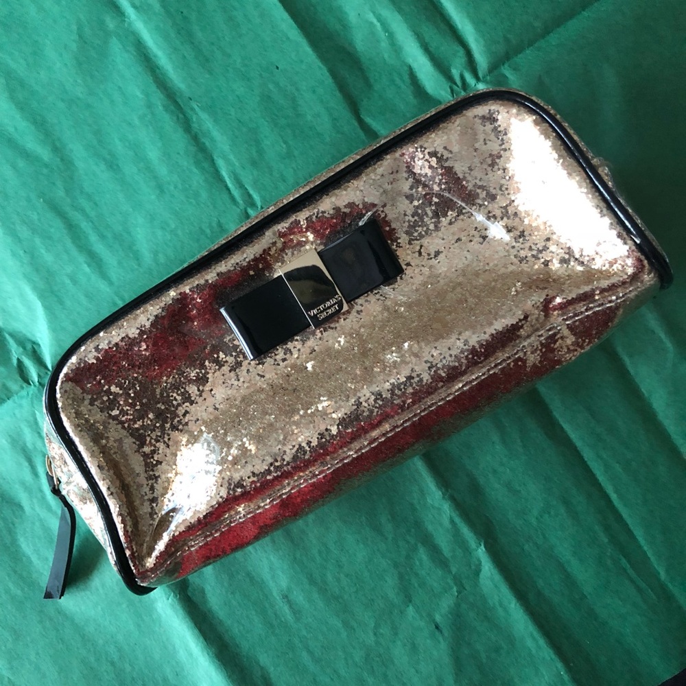 NWOT Sparkle Makeup Cosmetic Bag